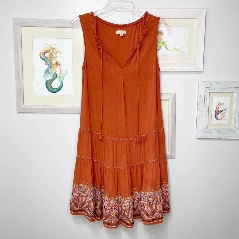 MAX Studio Burnt Orange Embroidered Tiered Sleeveless Swing Dress Size Medium - Picture 1 of 9